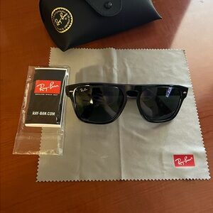 Ray-Ban Classic Black Sunglasses